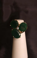 Anel de Flor com Cristais.